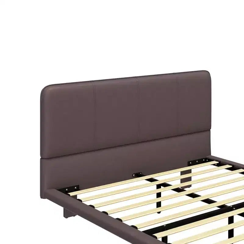 Lit Plateforme Flottant Grand Format avec Lumières LED, Cuir PU, Construction Robuste et Esthétique Moderne