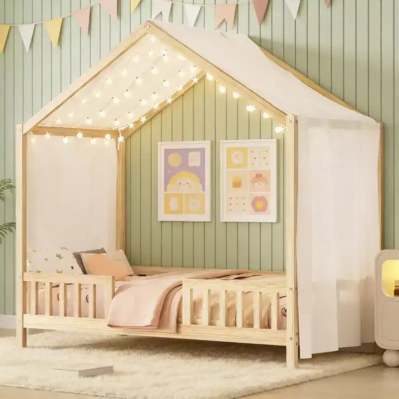 Cadre de lit bas en forme de maison avec rideaux (taille jumeau)