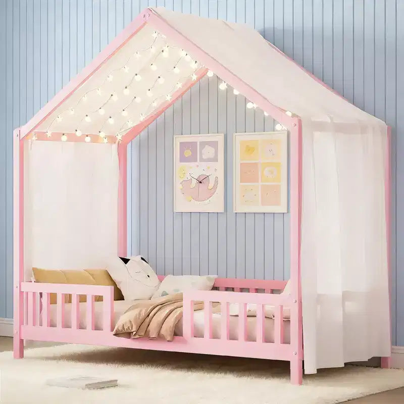 Cadre de lit bas en forme de maison avec rideaux (taille jumeau)