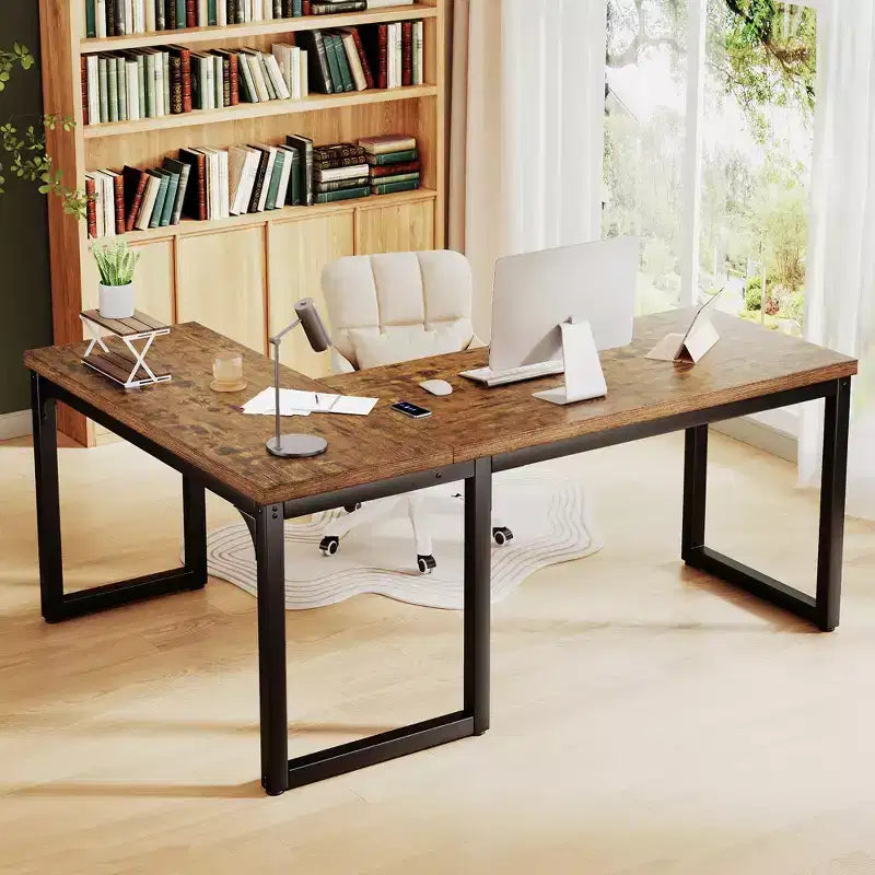 Bureau d'angle en L, plateau de 3 cm d'épaisseur, cadre métallique robuste