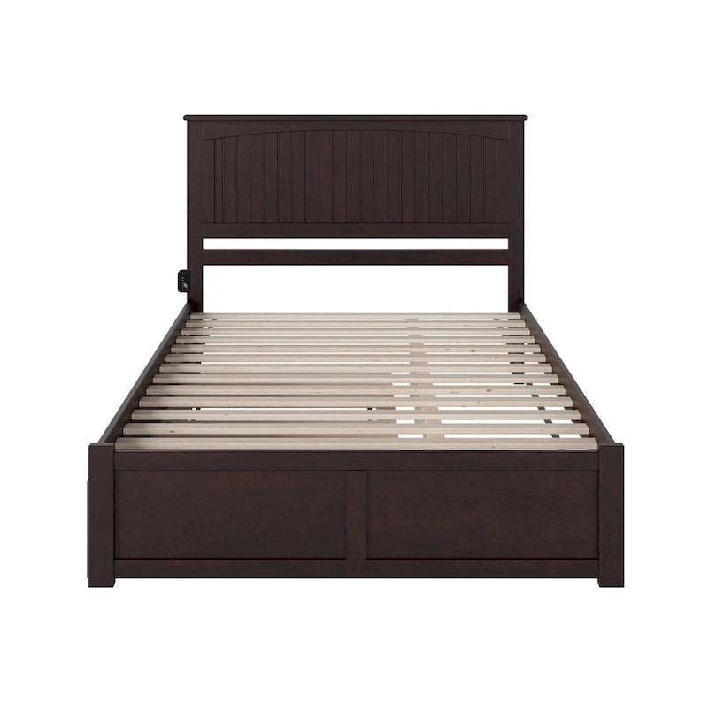 Nantucket Bed with Footboard and Twin Extra Long Trundle