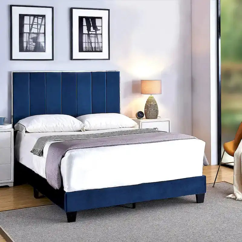 Mallory Upholstered Platform Bed by US PRIDE FURNITURE