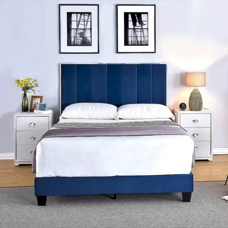 Mallory Upholstered Platform Bed by US PRIDE FURNITURE