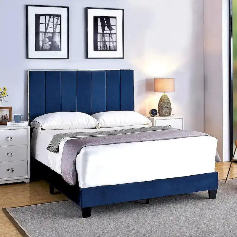 Mallory Upholstered Platform Bed by US PRIDE FURNITURE