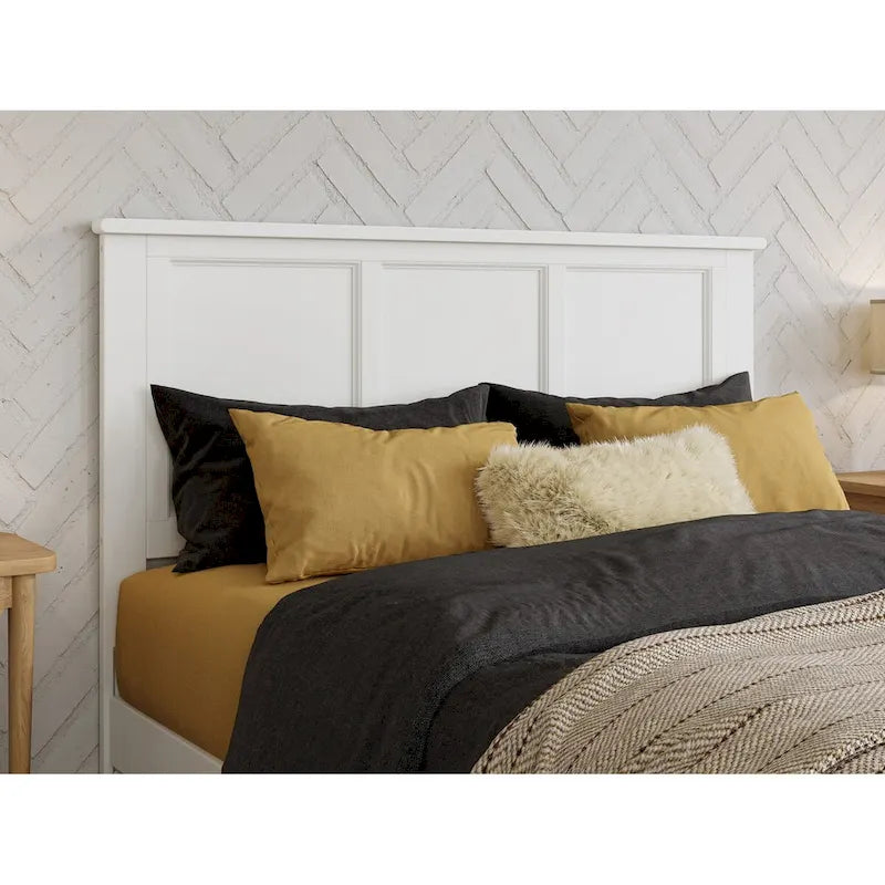 Felicity Platform Bed with Panel Footboard and Twin Trundle